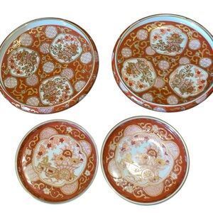 Vintage Japanese Gold Imari Red and Gold Porcelain Hand Painted Set of 4 Bowls